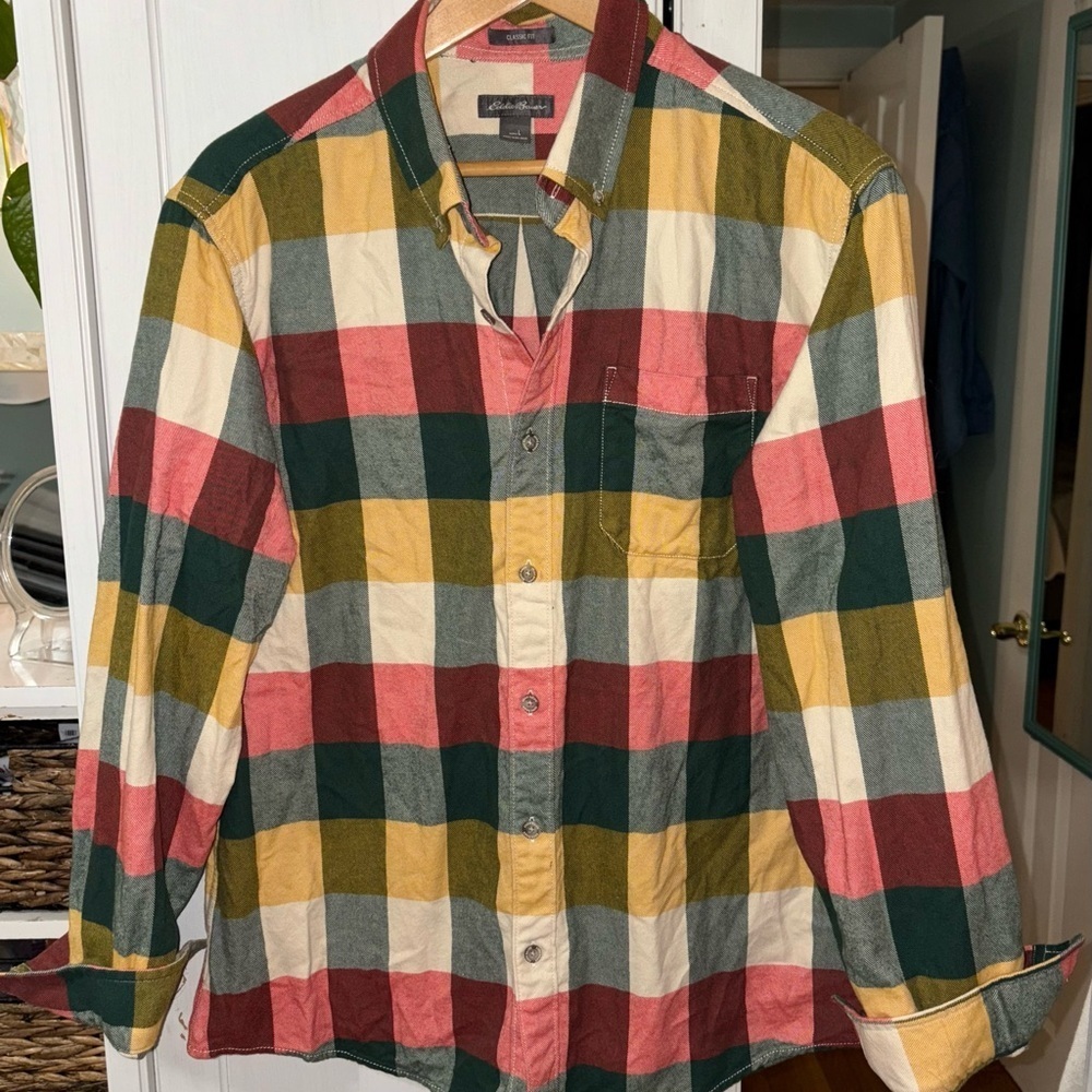 Gingham Flannel Button Down Eddie Bauer Large Excellent Condition - Picture 6 of 9